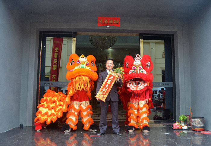金艾陶新年開工，2017擼起袖子拼命干！